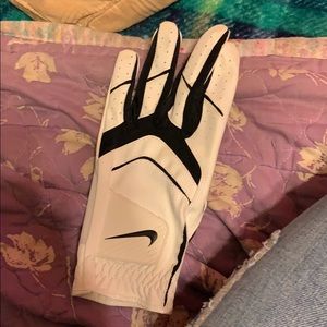 white nike golf glove never used